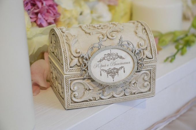 Свадебная шкатулка для колец Свадебная шкатулка для колец