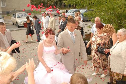 Встретить свадьбу на дороге примета Встретить свадьбу на дороге примета