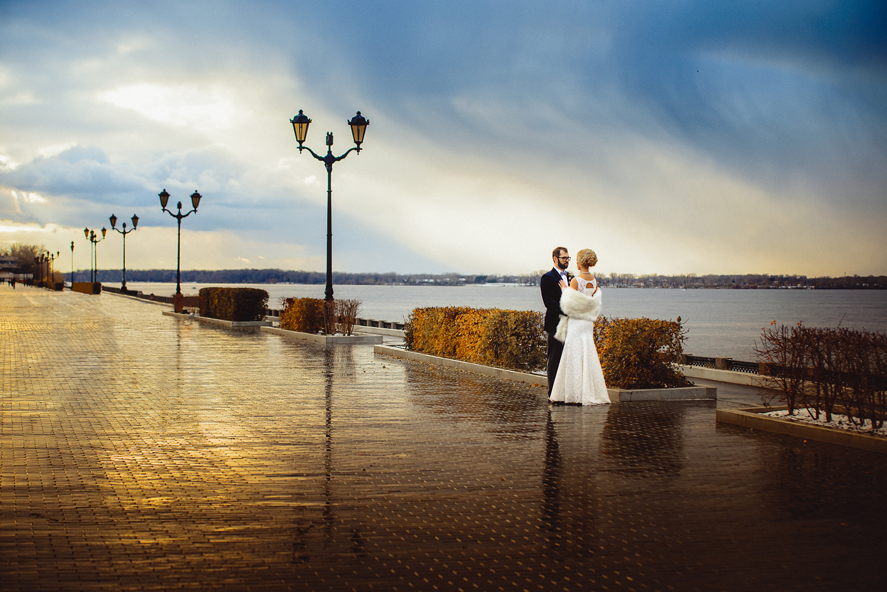 Фотосессии Свадебные на набережной Самара