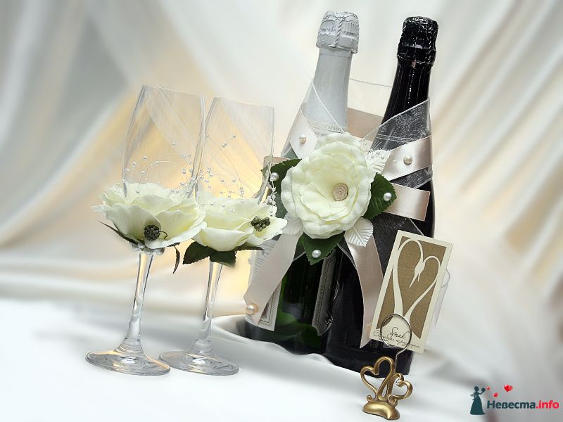 Свадебные аксессуары в стиле шебби- шик Bottles decoration, Wedding flutes, Wedd