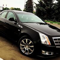 Черный Cadillac CTS. 1500 руб./час. тел. 232-230