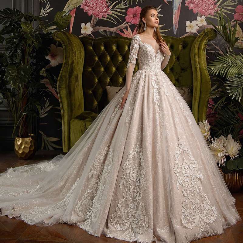 Фото 20216089 в коллекции Свадебные платья - UniRenter - салон свадебных платьев 