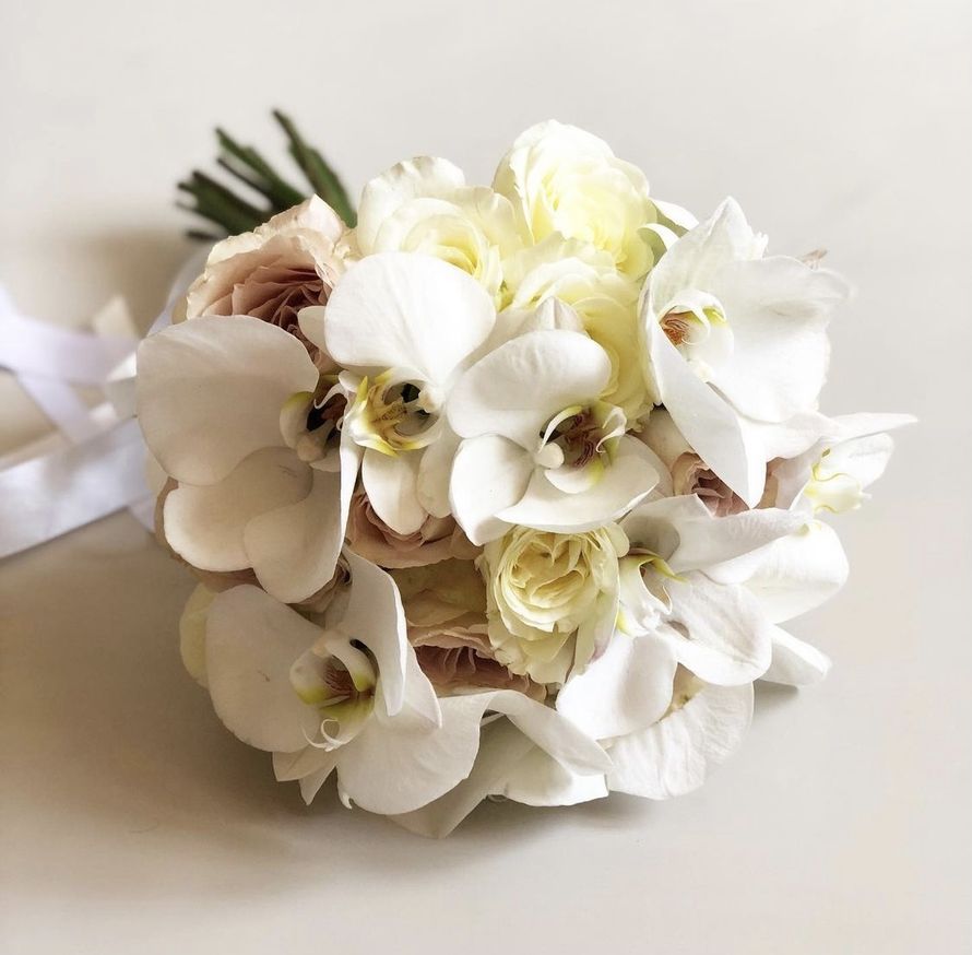 Букет невесты:"Волшебство из фаленопсисов" - фото 20423137 Taya flowers - флористика
