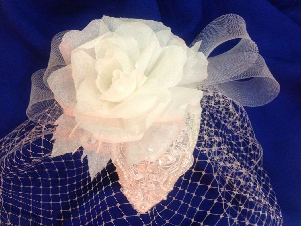 Свадебная вуалетка "Sofi"  - фото 974847 Свадебные шляпки и вуалетки от Оксаны