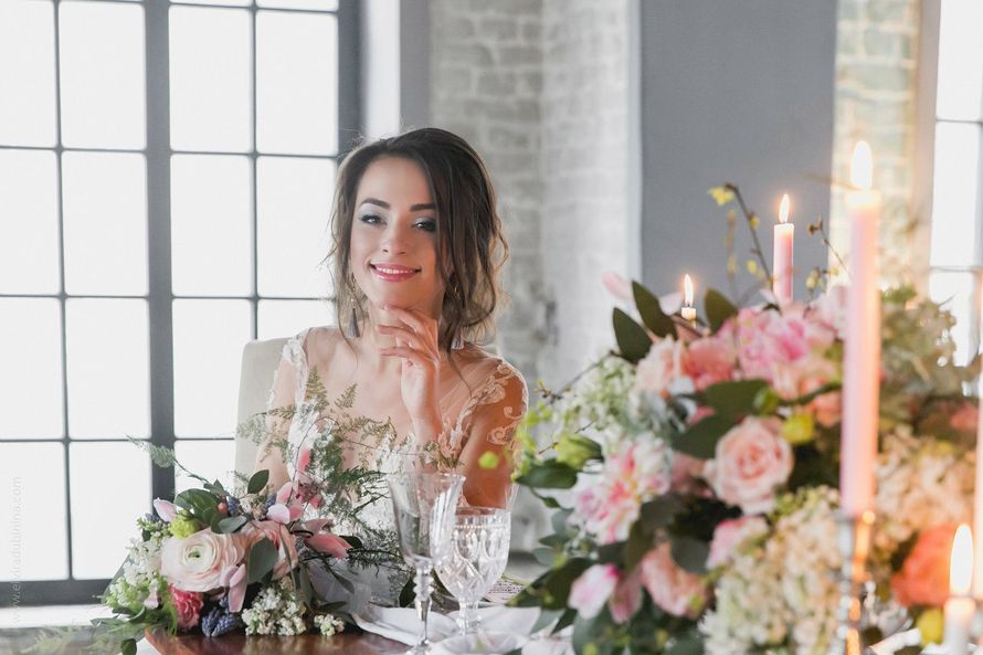 Организация – Novopri Wedding
Фотограф-организатор – Elvira Dubinina
Декор - Мастерская Scenario
Платья невесты –
Костюм жениха –
Торт – Юлия Тегляй
Стилист – Анастасия Маханькова
Полиграфия – Настя Фоминова
Аксессуары - - фото 17069844 Визажист-стилист Маханькова Анастасия