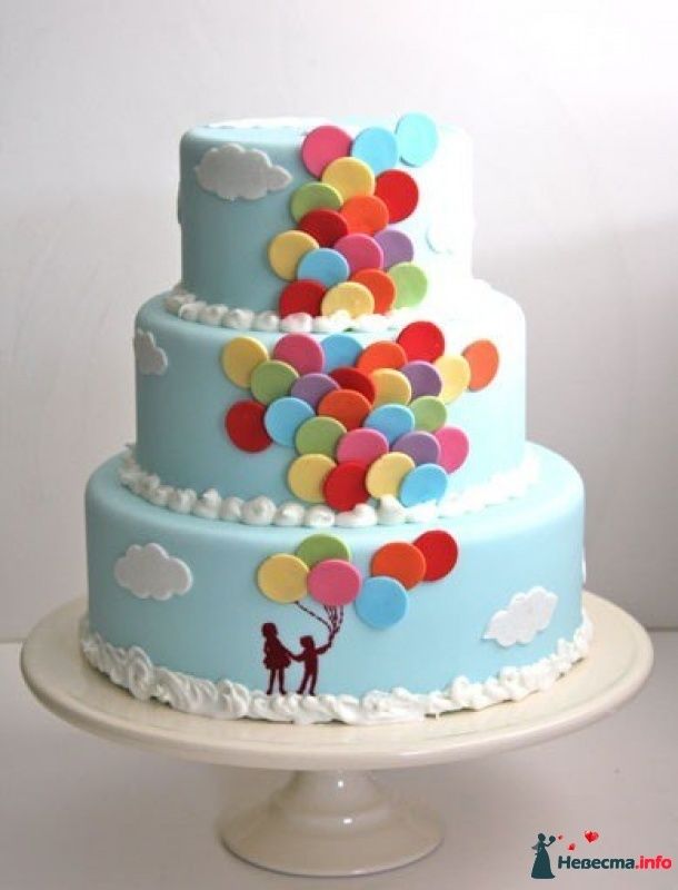 Трехъярусный свадебный торт, украшенный разноцветными кружочками  - фото 479840 наперегонки