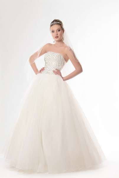 Фото 1548329 в коллекции Свадебные платья в наличии! - Интернет-магазин свадебных платьев "Невеста"
