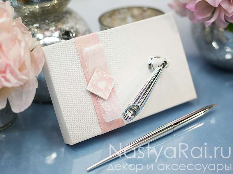Ручка для росписи с розовой лентой - фото 8975954 "Настя Рай" - платья, аксессуары, цветы и декор