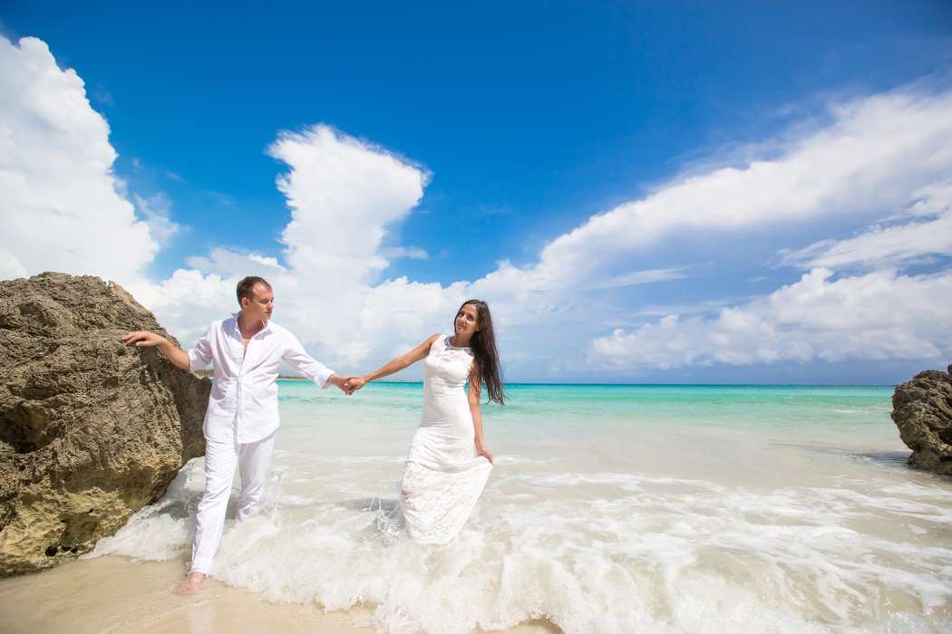 жених и невеста, съемка в Доминикане,  пляж Макао,  любовь, океан, с - фото 3225987 Фотограф и организатор в Доминикане Елена Бухтоярова
