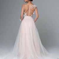 Больше фото: 

Свадебное платье «Александра»
Цена: 42 900 ₽

Возможные цвета:
- молочный
- нежно-розовый
- светло-персиковый
- светло-кофейный
- бежевый
- припыленно-сиреневый
- припыленно-серый

При отсутствии в наличии нужного размера это платье может б