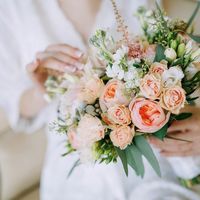 Букет невесты с пионовидными розами.
Фото Азат Биккинин
Организация - Свадебное агенство Юлии Июльской