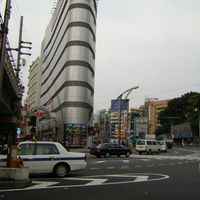 Какое-то здание (коих в Японии очень много)