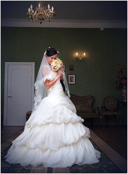 Фото 1969941 в коллекции Наши невесты - Свадебные платья для экономных невест Elizobarra