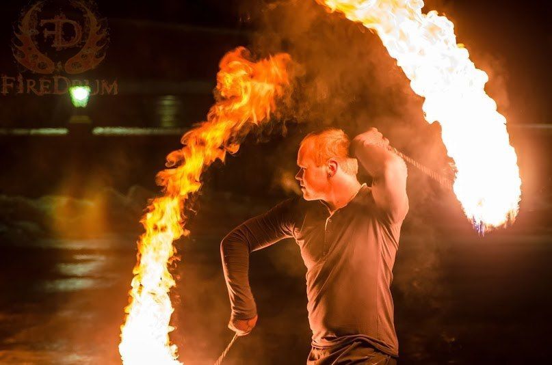 Шоу можно. Шоу Огненные люди. Алексей Уханов Самара FIREDRUM.