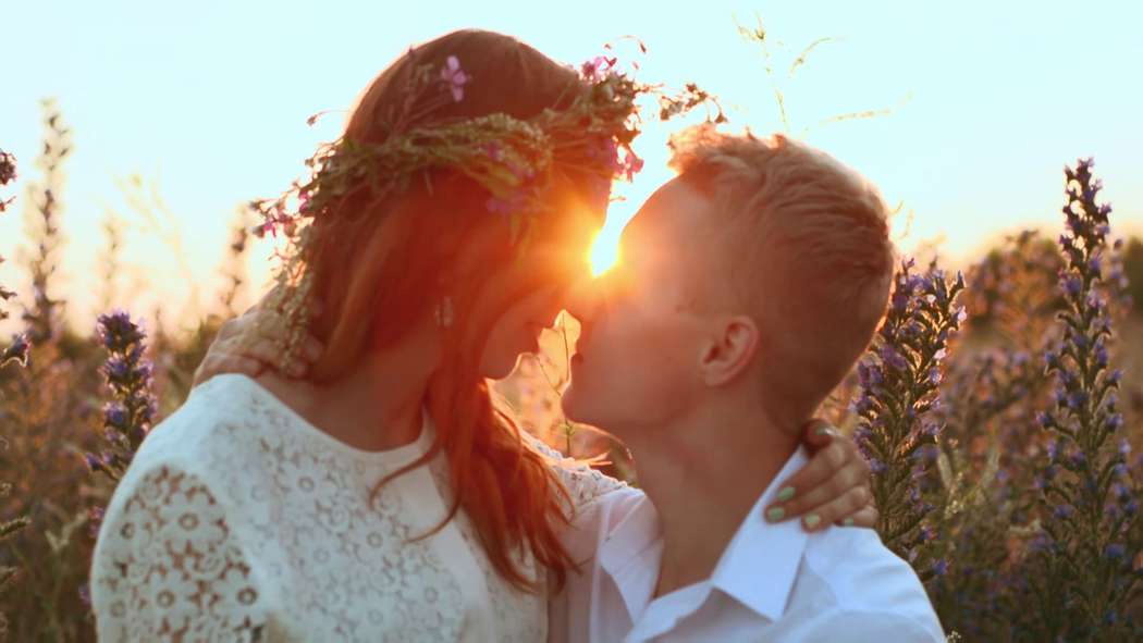 Стоп-кадр из нашего клипа  Love-Story для Никиты и Ксении - фото 13323950 KazakovStudio - видеосъёмка