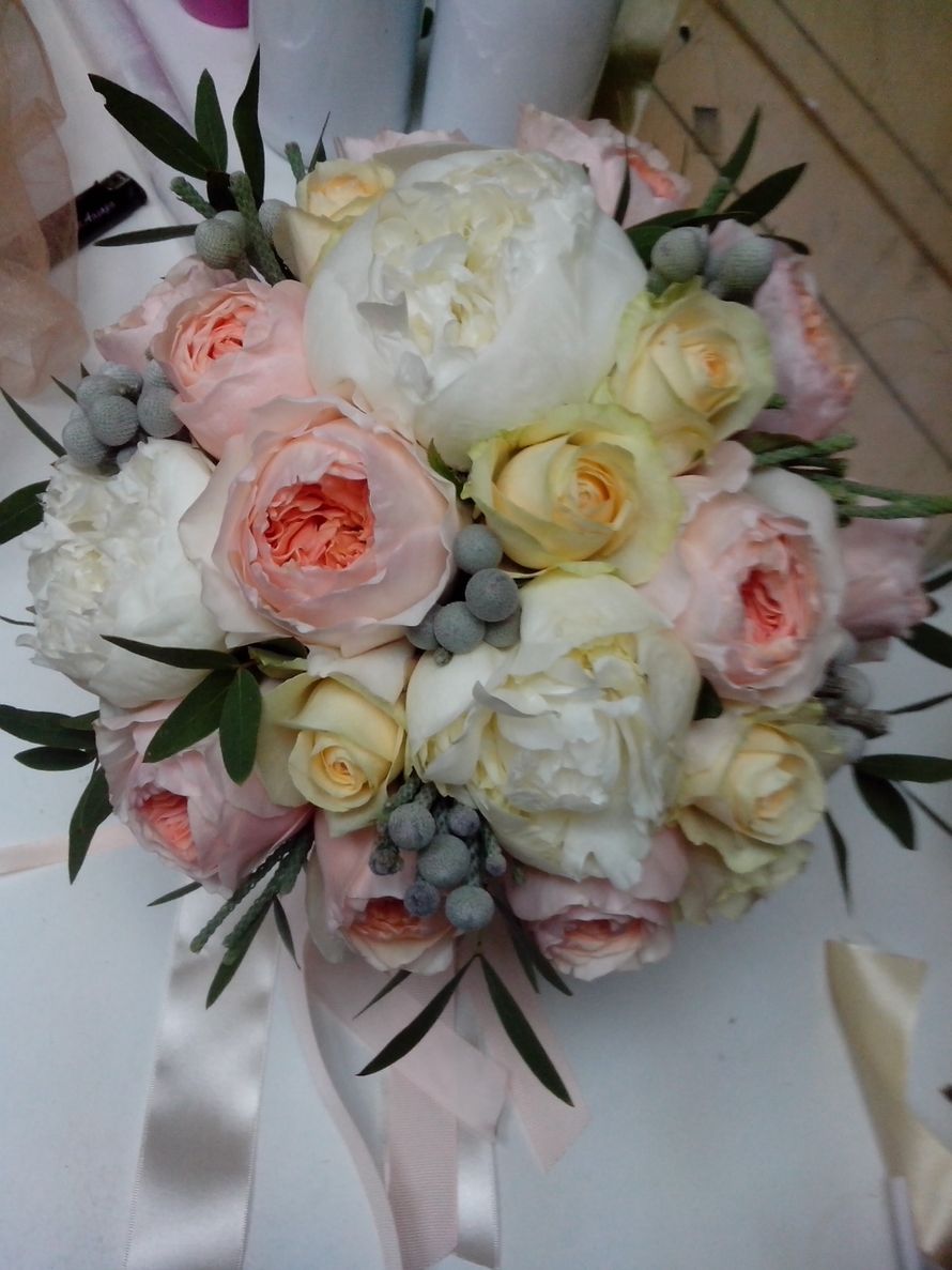 Нежнейшее облачко из пионовидных роз - фото 6814336 Artishok wedding flowers - студия декора и флористики