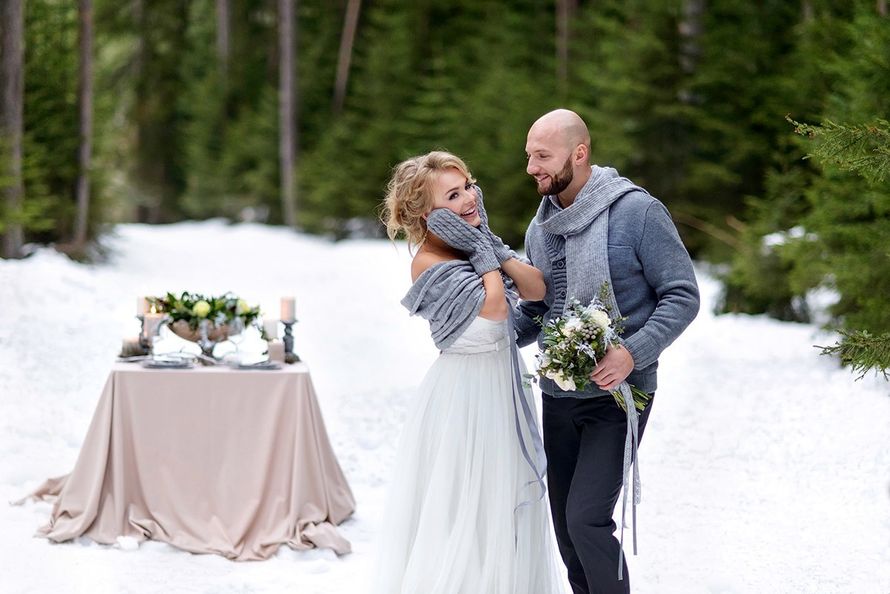 Фотограф Евгений Шумагин
+7 903 848-78-09
Организация: Bocharoff Wedding
Ведущая церемонии: Анна Басова
Декор и флористика: Love Decor
Образ невесты: Юлия Яковлева
Платье: Anna Slanovskiy
Пижамы: Ольга Бурлак - фото 16291298 Фотограф Евгений Шумагин