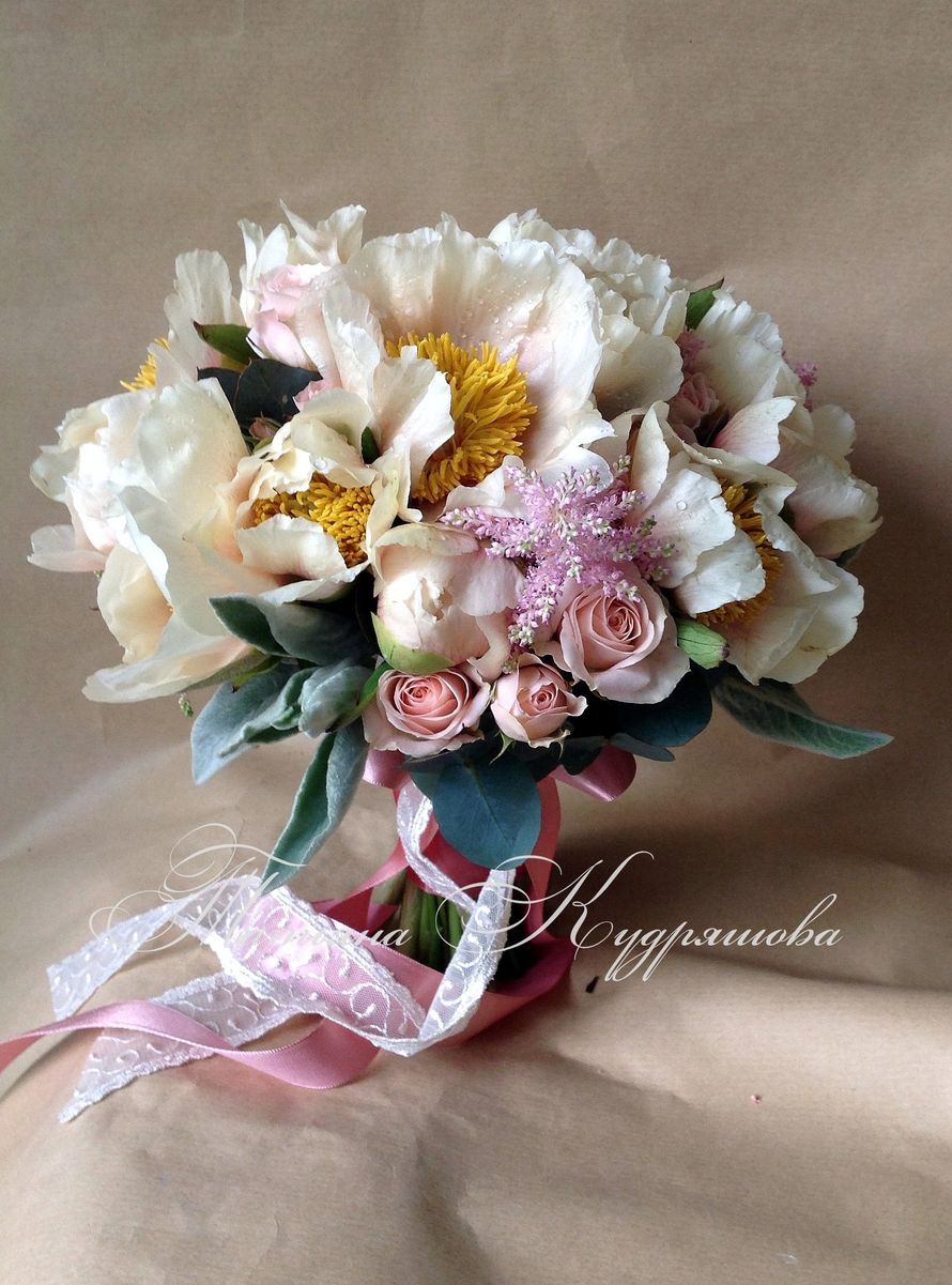 Букет невесты из пионов - фото 2349868 Цветочная мастерская Татьяны Кудряшовой