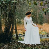 Пара: Алексей  и Виктория 
Фотограф: Алексей Глазанов 
Платье: Пион свадебная мастерская 
Макияж и прическа: Анна Акопова 
Цветы и декор: Flowers of Life 