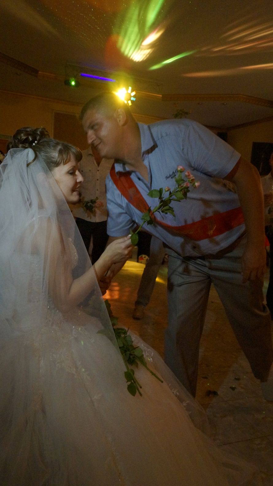 Звёздный момент невесты! - фото 525686 Ведущая Наташа Королёва