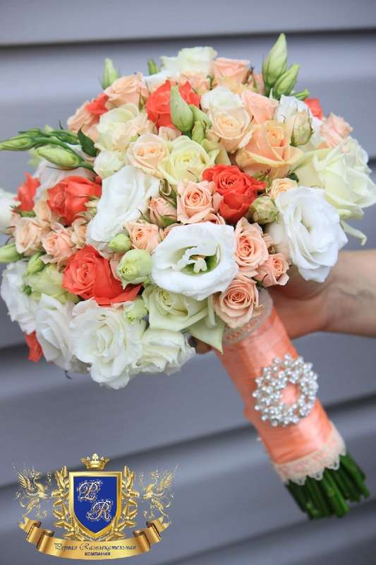 Фото 9109146 в коллекции Букет невесты в кремовом (персиковом) цвете. - Студия декора "Великолепие"
