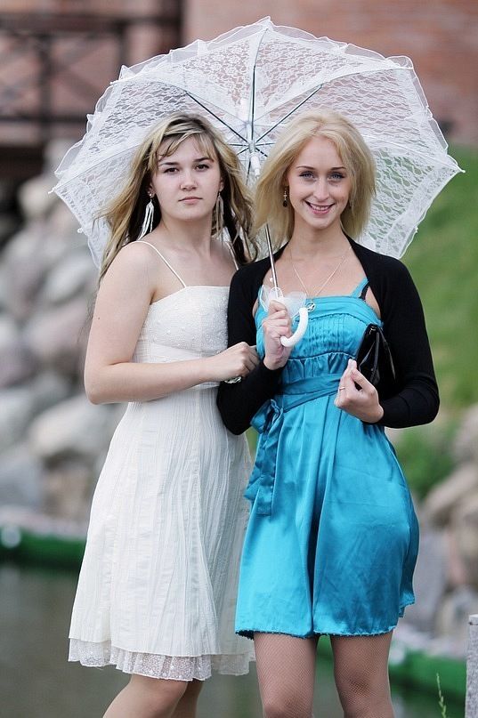 Гипюровый зонт, цвет айвори - фото 9154390 Свадебный салон Julette