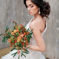 оранжевый букет невесты