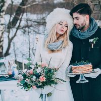 Тони и Настя
Флористика и декор: Botanica studio 
Полиграфия: Lovely Mood 
Фотограф: Марина Назарова 
MUAH: Анастасия Герасимова 
Кондитер: Shokolord 
Платье: Dream&Dress 
Ленты: Leti Lenta, Rabbits' Ribbons 
Организация и концепция: CandyDandy wedding