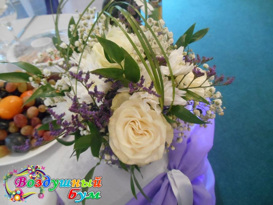 Фото 11100934 в коллекции Свадьба в фиолетово- сиреневом - Воздушный бум - флористика и декор