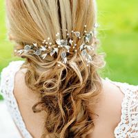 Утро невесты.2016
Фотограф - [club80512774|Фотограф СПб]
Модель - [id89782311|Мария Красильникова]
Платья - [club12920358|Пион свадебная мастерская]
Украшение - [club7826497|Свадебные украшения РАСПРОДАЖА]