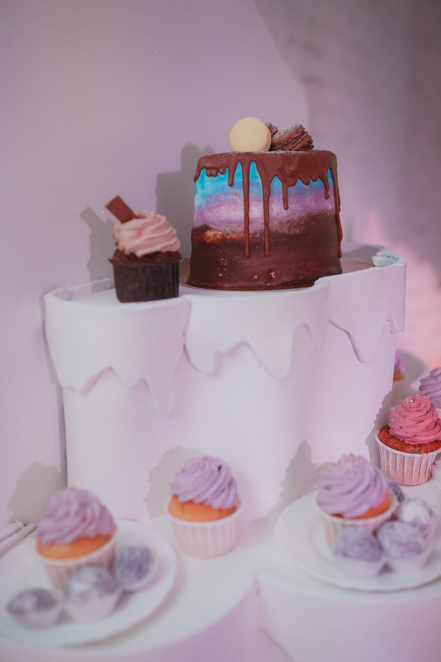 маленький тортик ,для любителей шоколада и французского лакомства -makaroni - фото 12248040 Кондитерская "Тирамису"