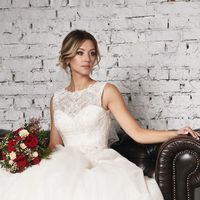 Фотограф: [id17398399|Александр Тарайковский]
Прическа: [id23055380|Natalia Masyakina]
Платье: Свадебный салон D'Amore
Студия: Фотостудия Кальянная Хемингуэй