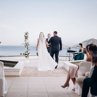 Организация свадьбы, на Крите в Греции. Фотосессия. Стилист. Видеограф оператор. Фотограф.