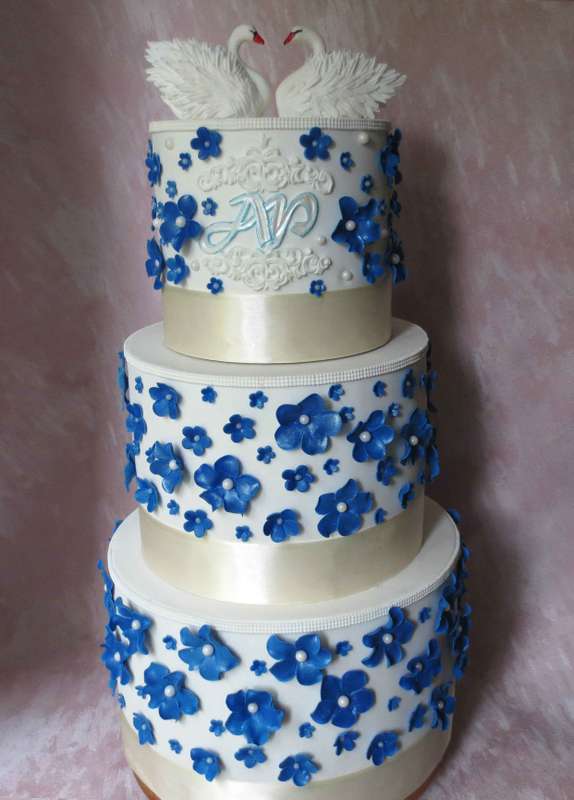 Свадебный торт. Синие Незабудки. - фото 15863822 Кондитер Ирина К.