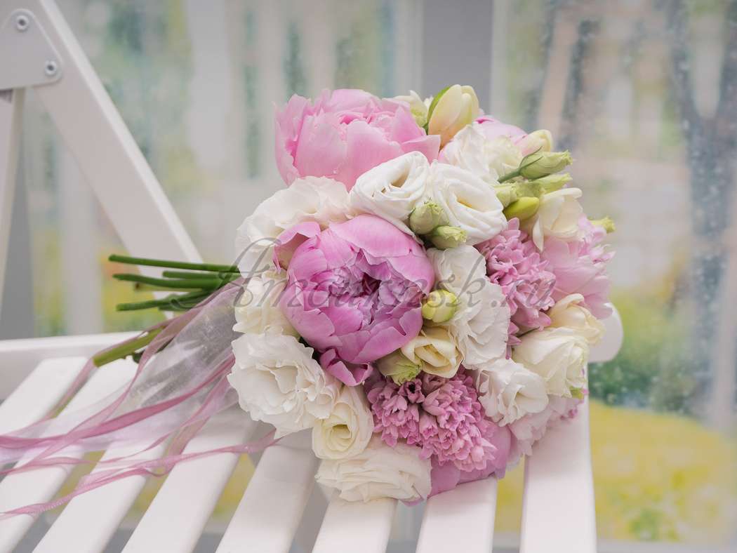 Букет невесты "Нежные истории" - фото 20045471 Амур - сеть цветочных салонов
