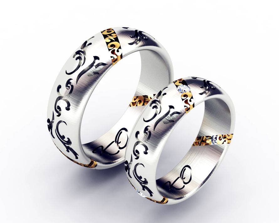 Обручальные кольца из комбинированного золота, с бриллиантами, на белом фоне. - фото 521877 Ювелирная студия "Gold Elite"