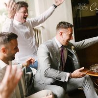 Фото: Вероника Кромбергер 
Видео: CHERNOVFILM 
Стилист: Динара Светашева 
Букет невесты: Цветочный СТИЛЬ 
Платье невесты: Салон свадебной моды "Матримонио"