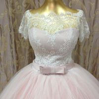 Свадебное платье пудрового цвета