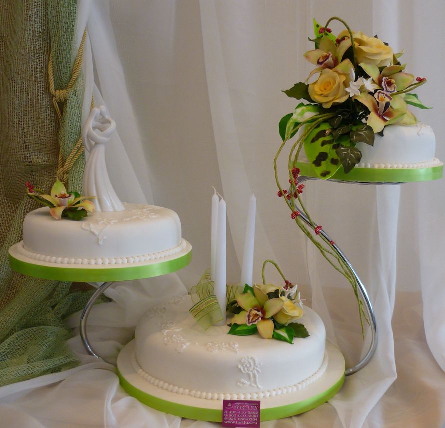 Свадебный торт.Вес 12 кг. - фото 3559077 Кондитерская дизайн студия "ТортЛюкс"