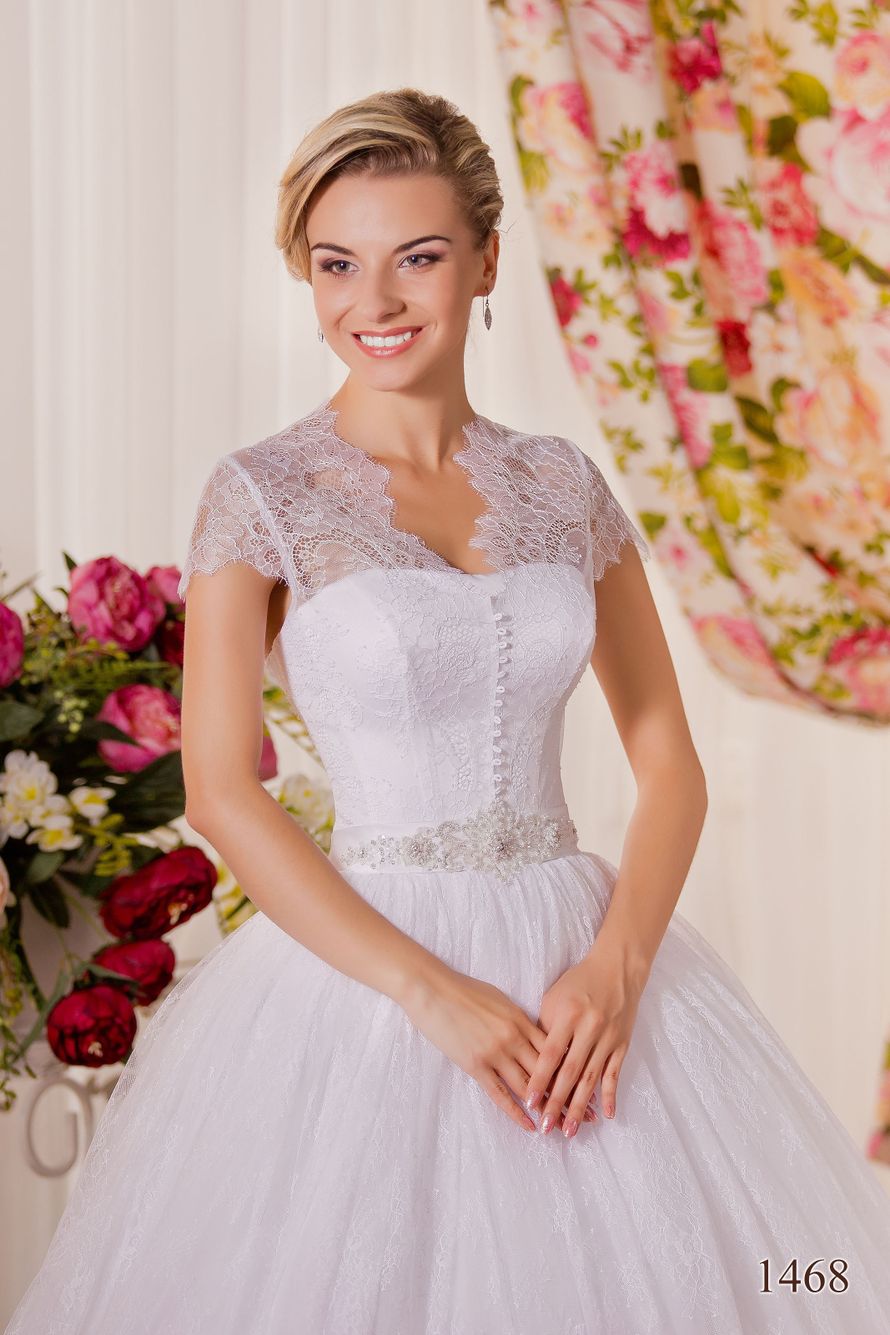 Фото 2915133 в коллекции Недорогие свадебные платья в Коломне - Свадебный салон "Невеста"