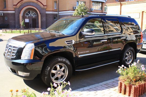 245 Внедорожник Cadillac Escalade в аренду