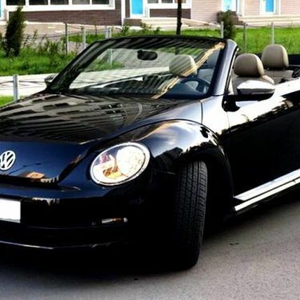 391 Кабриолет Volkswagen Beetle чёрный в аренду