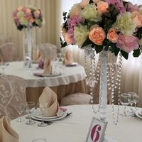 Композиции из искусственных цветов