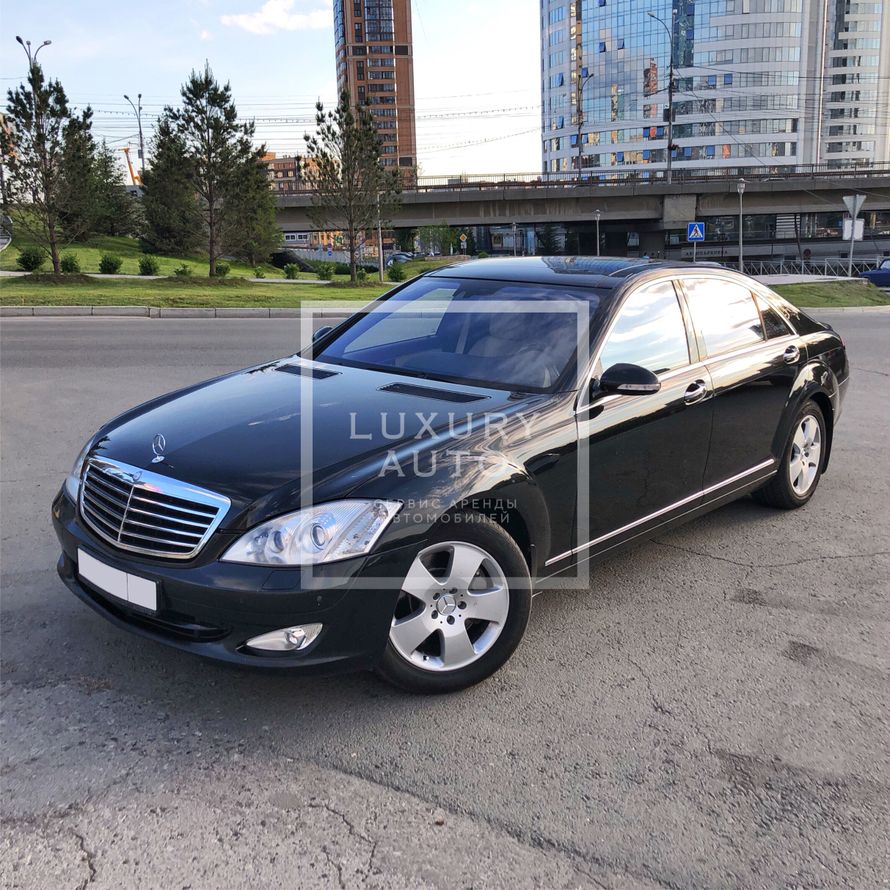 №5 Седан Mersedes Benz Long w 221 в аренду 