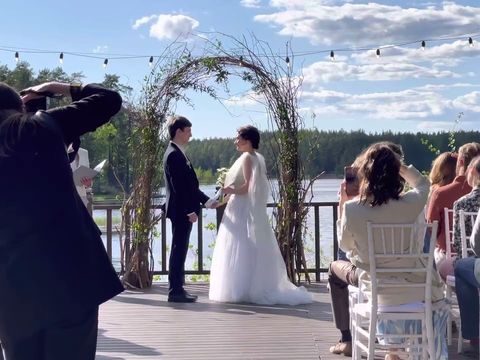 Выездная регистрация брака на озере